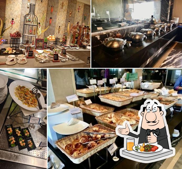 Food at Oasis - Radisson Blu