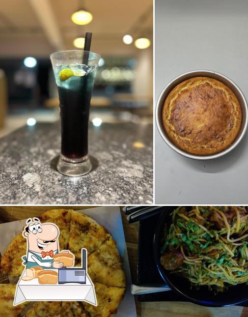 Garlic bread at ZEETALIAN