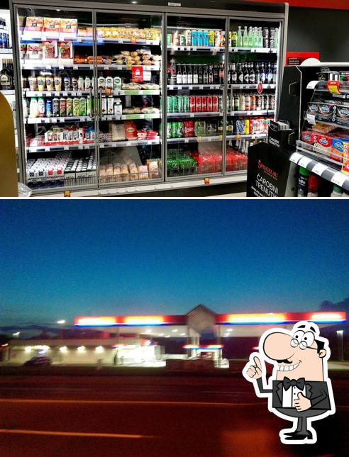 Vedi questa foto di Petrol