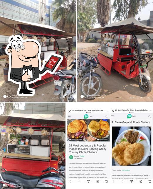 Gopal ji chole bhature chole kulche