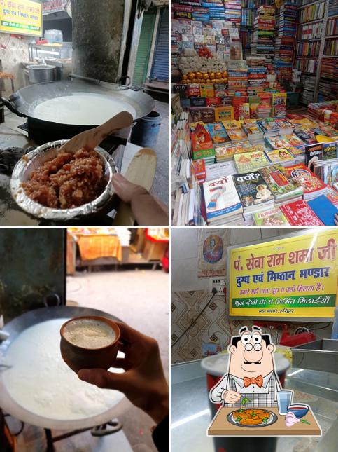 Chicken wings at Pandit Sevaram Sharma Doodh Wale