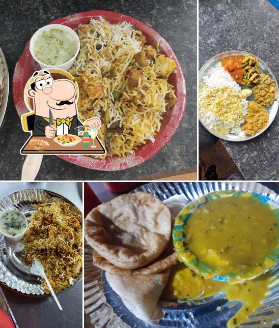 Pad thai at Uncle's Kitchen