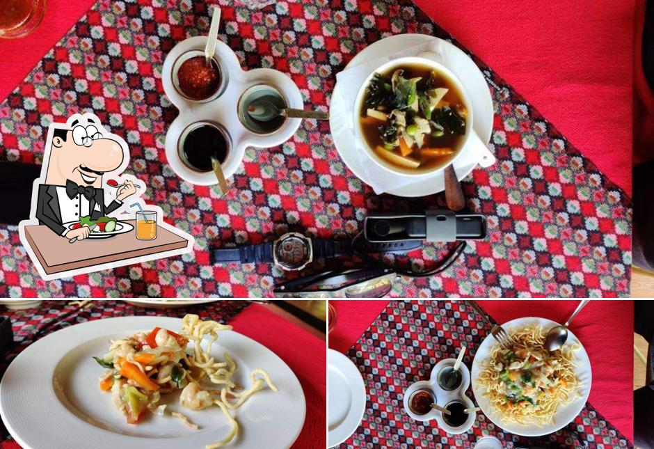 Meals at Himalaya