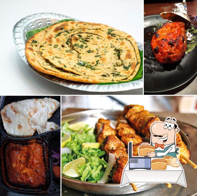 Garlic bread at SHAN-E-TANDOOR