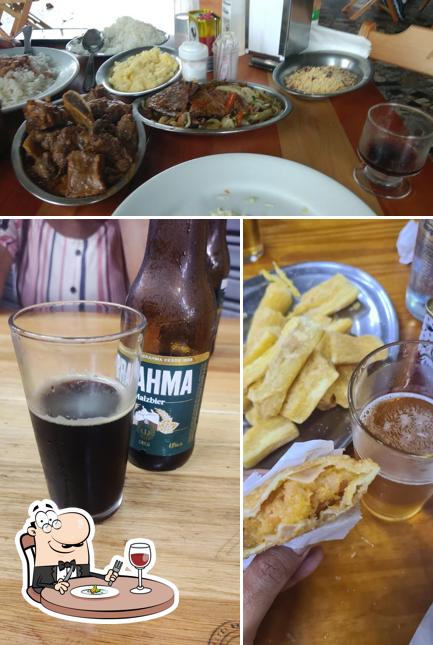 Comida em Esquina do Bacalhau