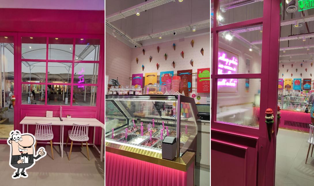 Check out how Frozen Fun Gelato looks inside