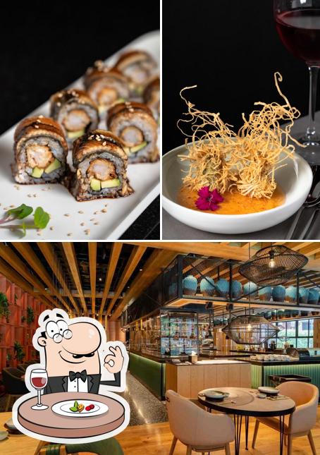 Koyo Koyo Restaurant is distinguished by food and interior