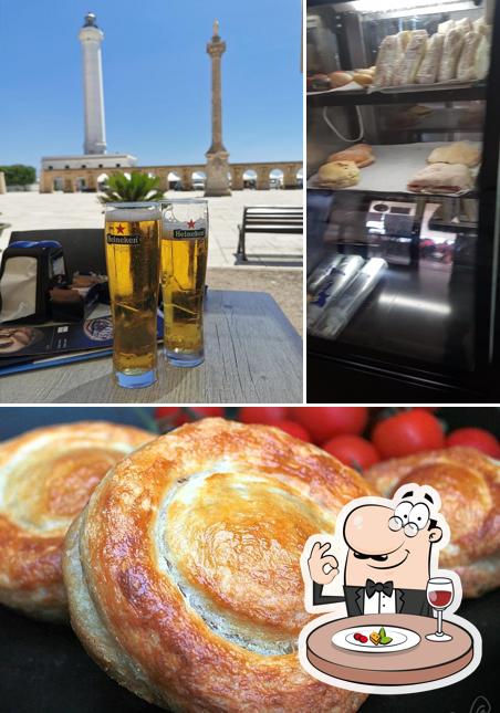 La foto di cibo e birra da Caffè De Finibus Terrae