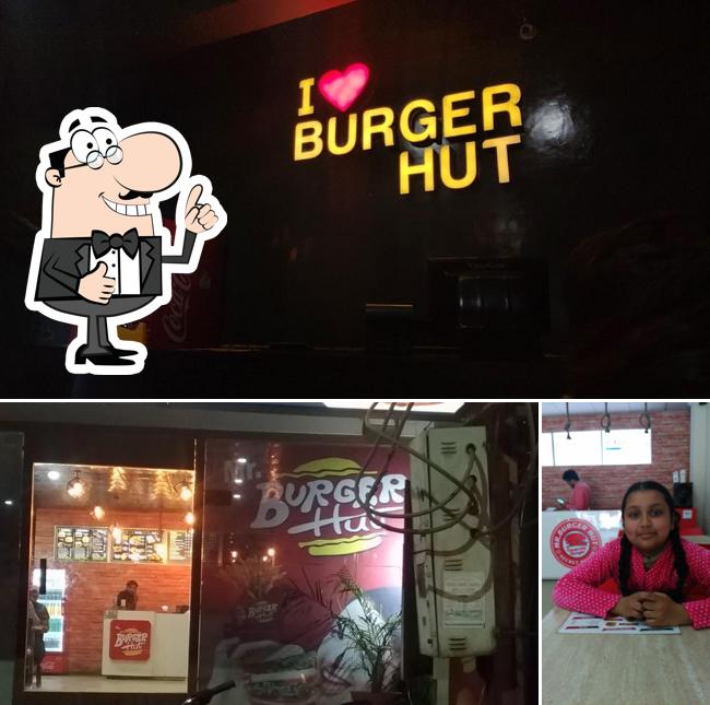 Burger Hut Tarn Taran