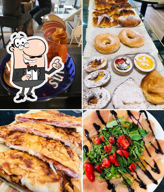 Siediti a un tavolo di Bar La Cubana Di Sciorio