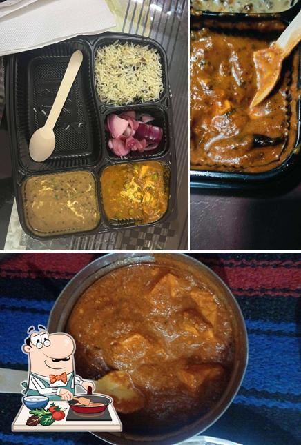 Chicken curry at Shri Laxmi Hindu Hotel