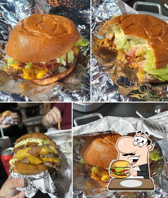 Peça um hambúrguer no Zufy Burger