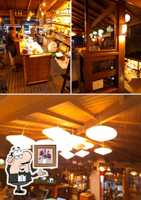 O interior do Taiyô Izakaya - Boteco Japonês