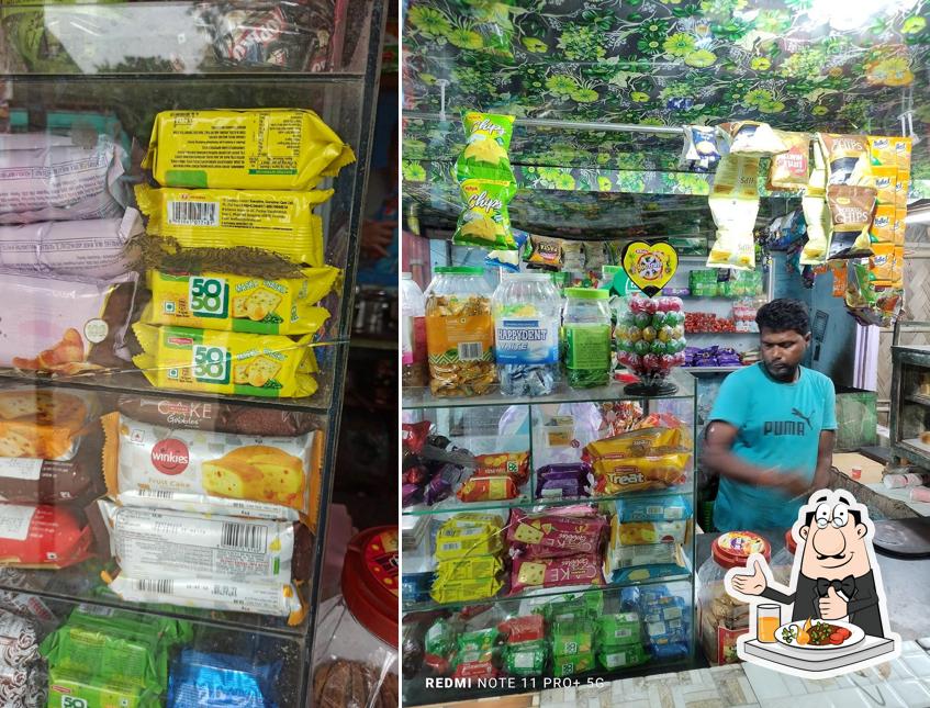 Food at MALATI TEA TIFFINE STALL