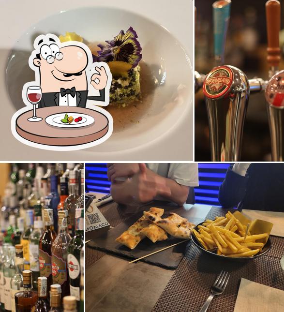 Cibo al MONACO' PIZZA & LOUNGE GALLIATE