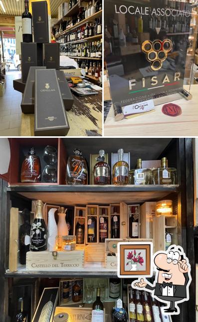 Gli interni di Enoteca Cantinetta L'Origine Di Nardi Alessio - Livorno