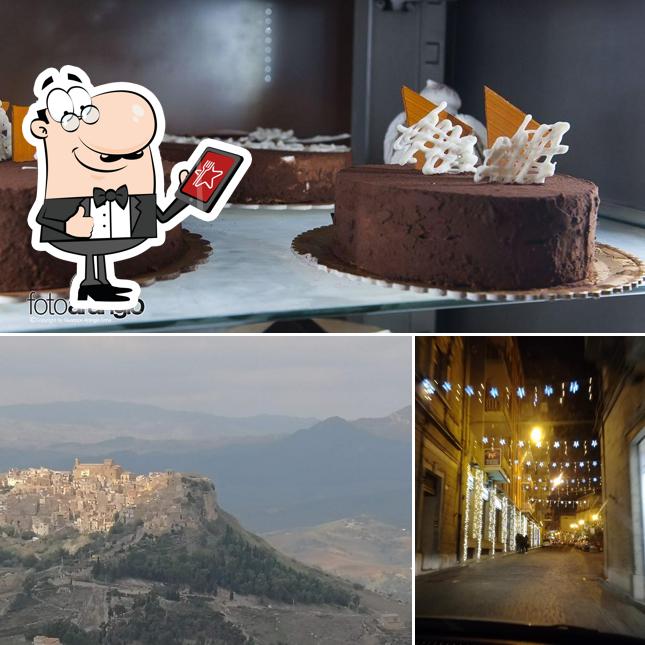 Questa è la immagine che raffigura la esterno e torta di Bar dell'Angolo