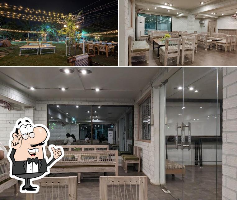 The interior of UPVAN GREEN DOOR TO HEAVEN, FAMILY RESTAURANT