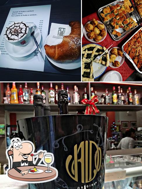La immagine della cibo e bancone da bar di Coffee Time Av