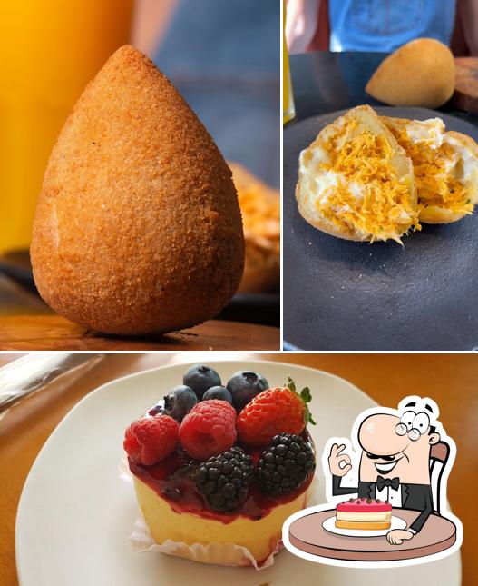Bolo de queijo em Doceria Fantasias