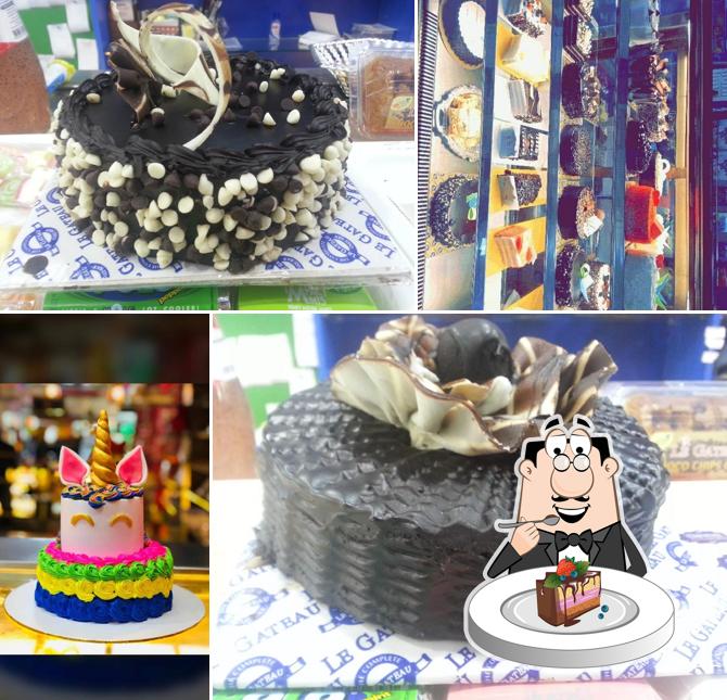 Here's a photo of Le Gateau