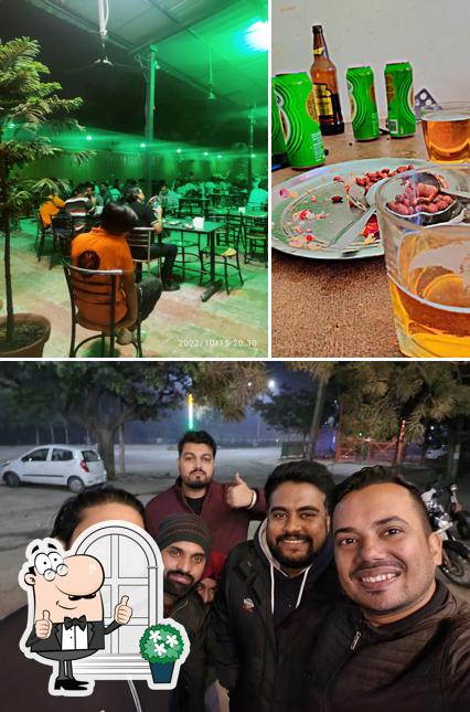 Check out how Yaara Da Adda looks outside