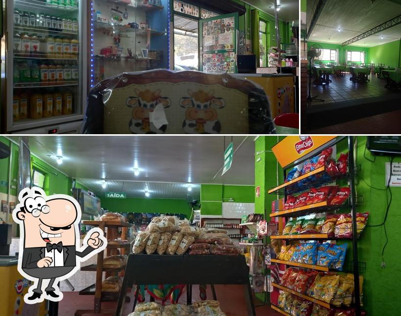 Veja imagens do interior do Barraca Verde 2