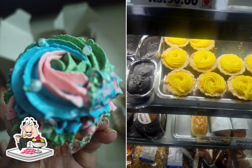 Order the desserts