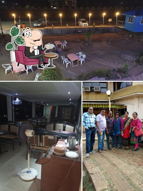 Take a seat at one of the tables at Hotel Khana Khajana