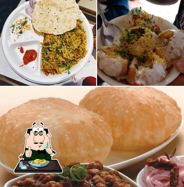 Meals at Kailash Parbat
