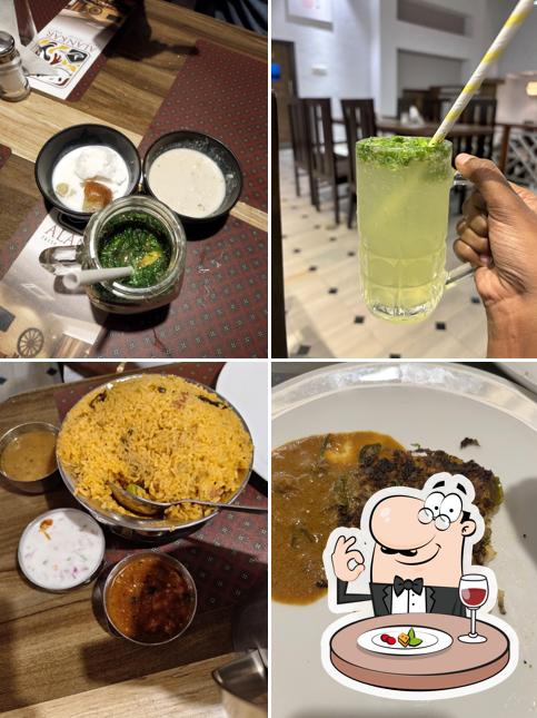 Meals at Alankar's Virundhu