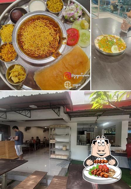 The image of Jogeswari Misal & Bhel’s food and interior