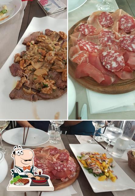 Scegli i un pasto a base di carne a Vanilla Cafė