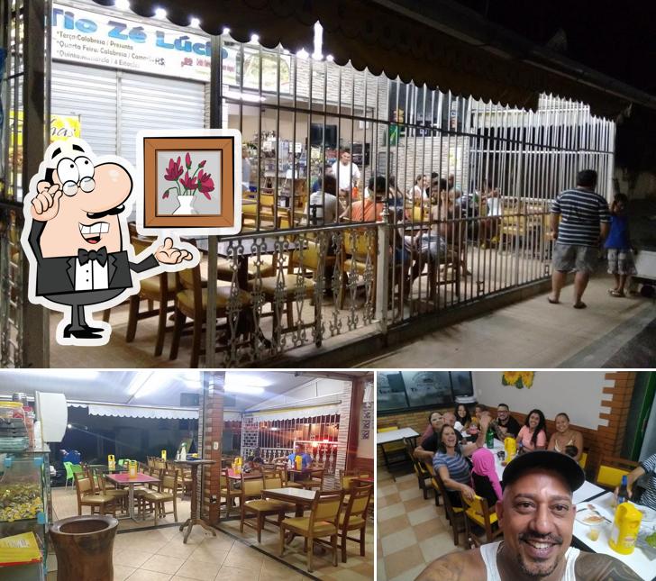 O interior do Pizzaria e Sorveteria Zé Lúcio