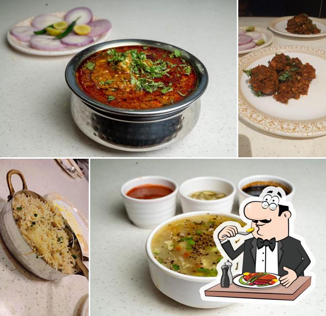 Food at Chilyas Darbar