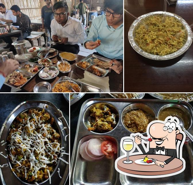 Food at Mama Da Dhaba