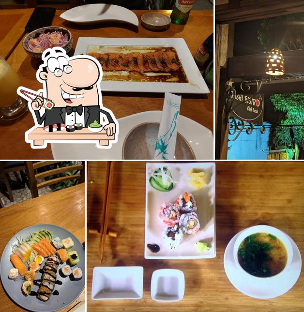 Rolos de sushi são servidos no Sushi Bistrô