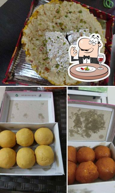 Food at Bikaner Sweets