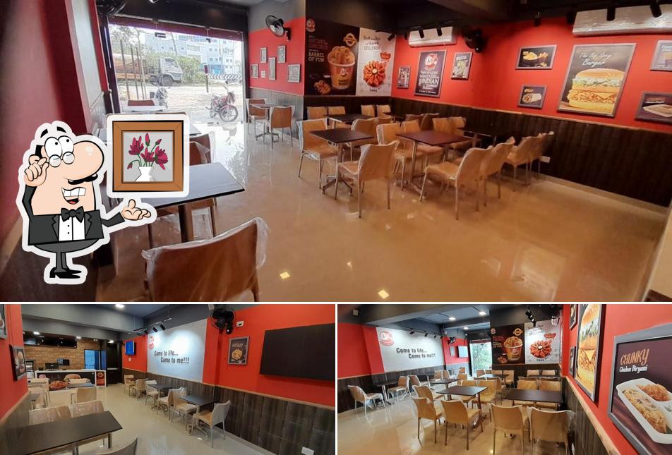 Check out how Meat & Eat Arani looks inside