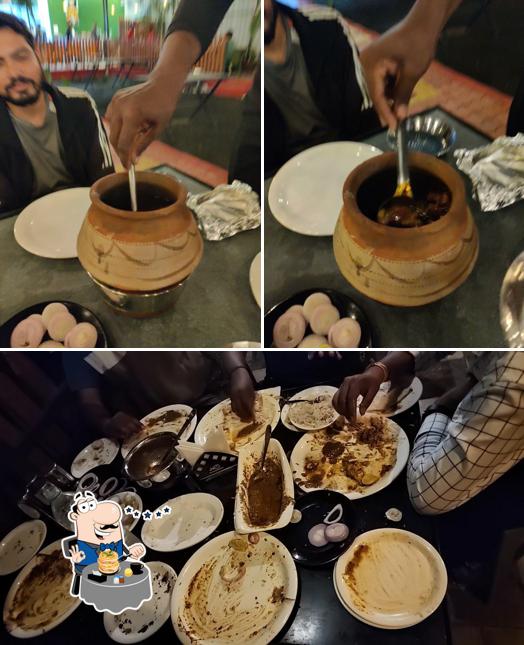 Food at Panjabrao Patil Varhadi Dhaba