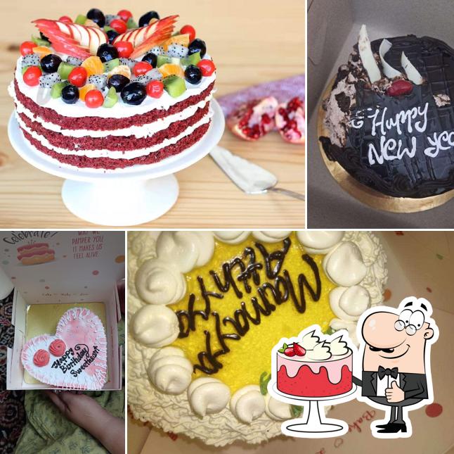 Red velvet cake at Bakingo