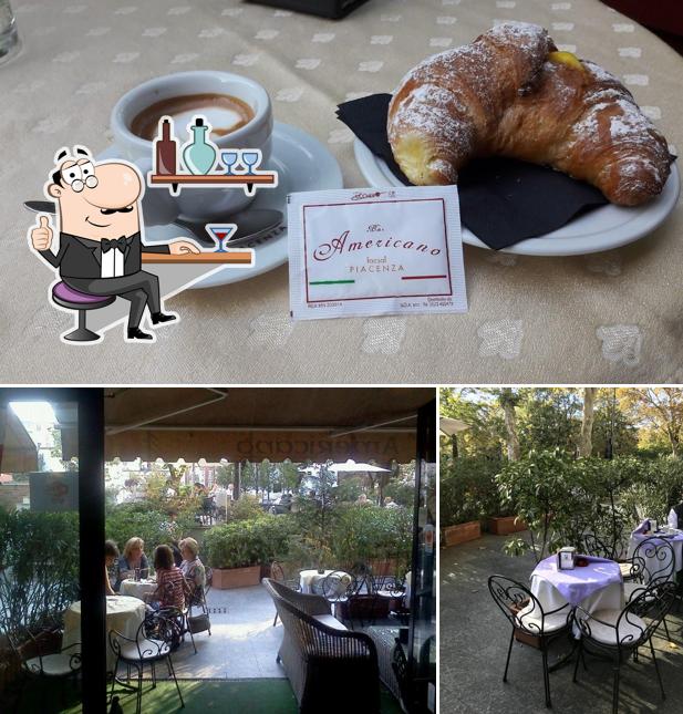 La foto di interni e cibo da Bar Americano