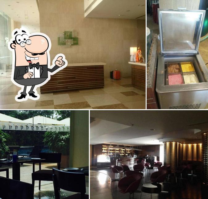 Cafe Bay Leaf - Ramada Plaza