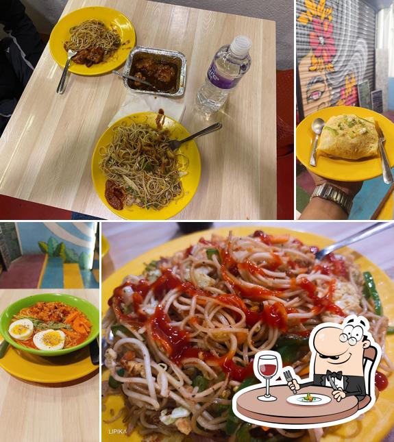 Meals at EK CUP GOLPO