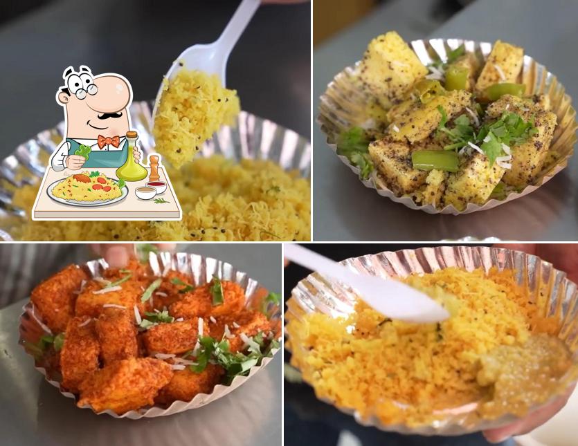 Meals at Das New Surti Khaman