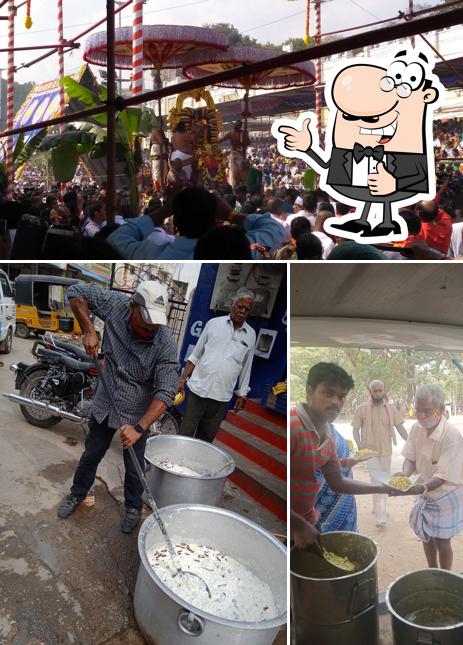 Look at this picture of Gopal Meat Foods