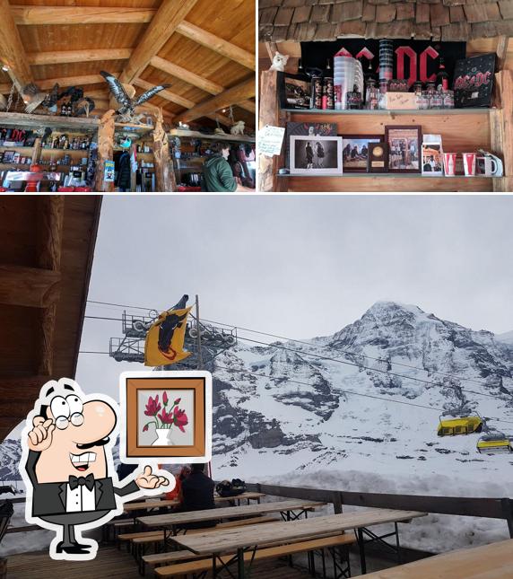 Dai un'occhiata agli interni di Startbar