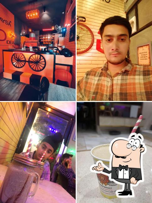 The interior of THE CHAI THEKA