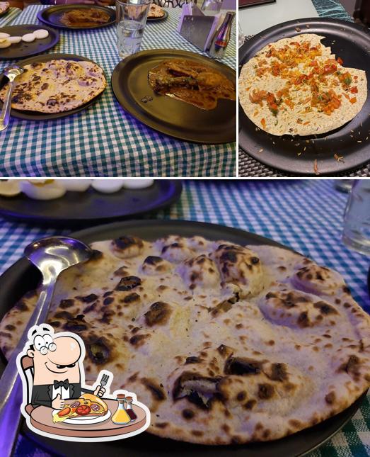 Order pizza at Hotel Visava Family AC Restaurant And Party Hall