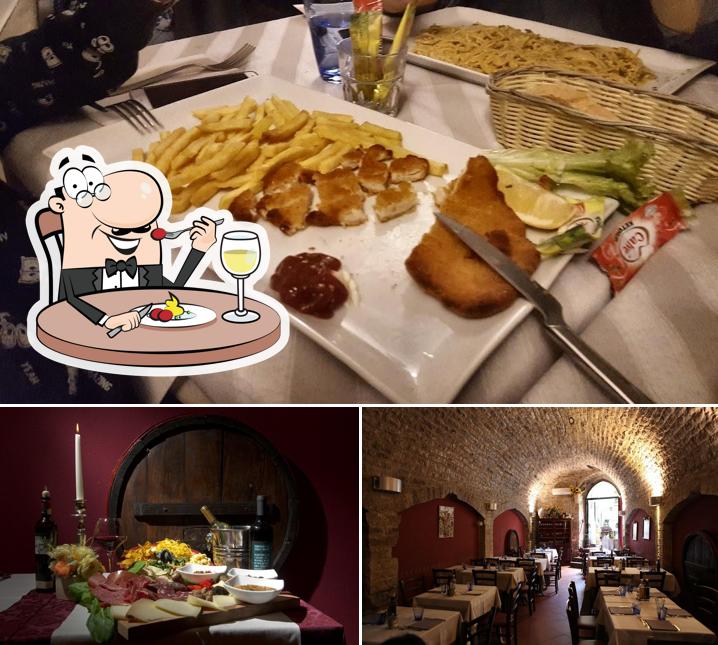 La immagine di cibo e interni da La Cantina